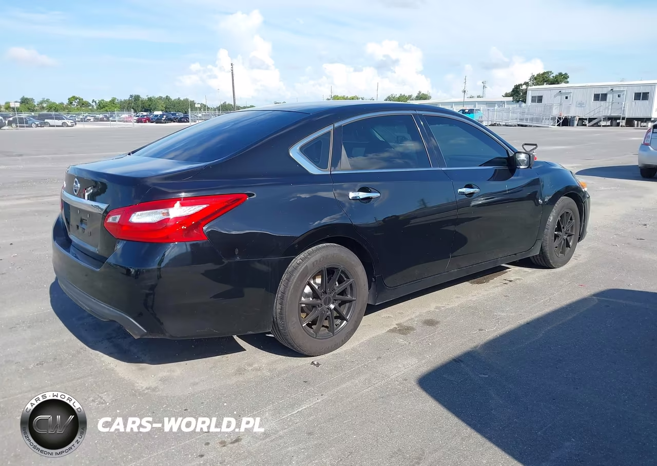 2017 Nissan Altima 2.5-2.5 S-2.5 Sl-2.5 Sr-2.5 Sv VIN:1N4AL3AP7HN303760 - 4
