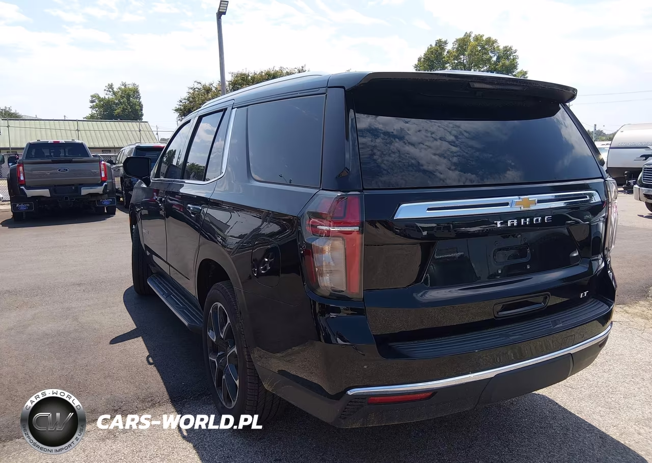 2021 Chevrolet Tahoe 4Wd Lt VIN:1GNSKNKD1MR384072 - 3