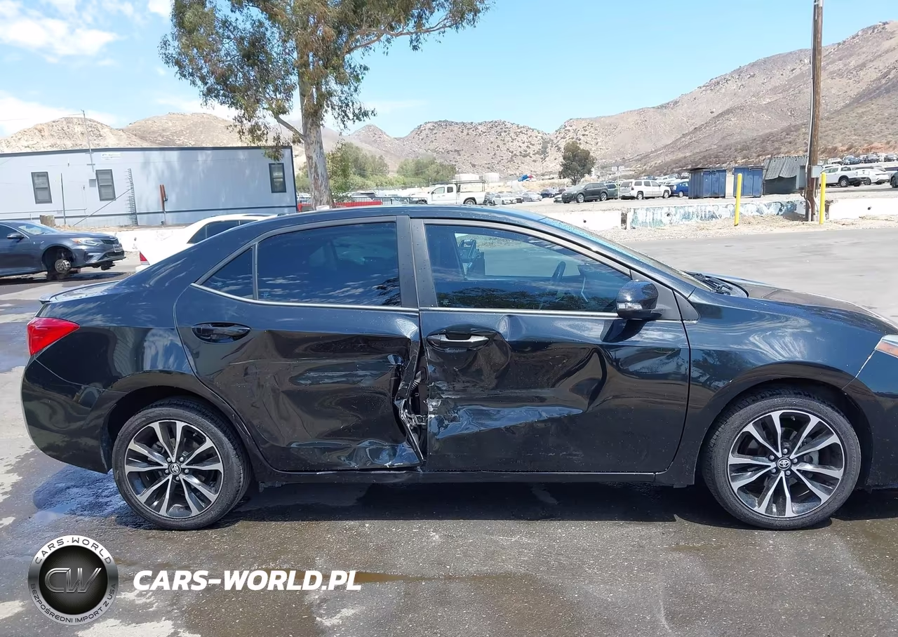 2018 Toyota Corolla Xse VIN:5YFBURHE3JP804642 - 13