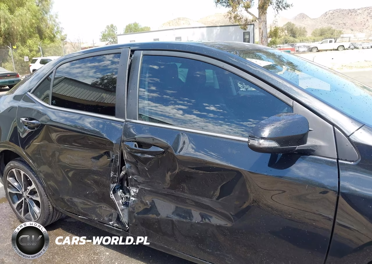 2018 Toyota Corolla Xse VIN:5YFBURHE3JP804642 - 6