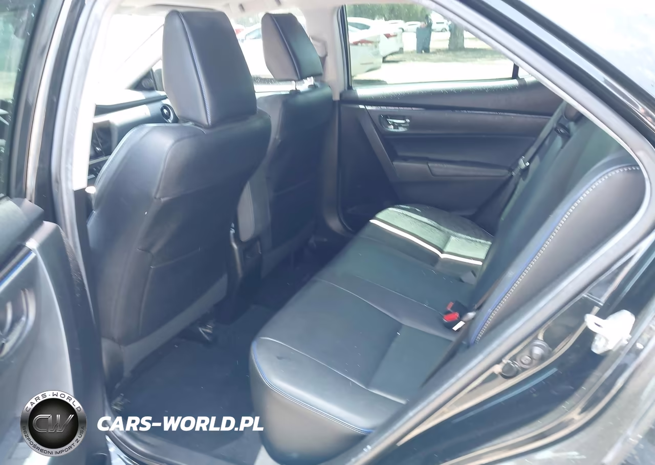 2018 Toyota Corolla Xse VIN:5YFBURHE3JP804642 - 8