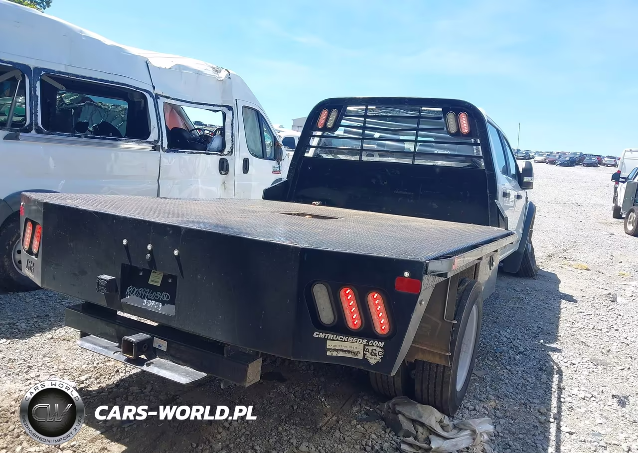 2023 Ford F-450 Chassis Xl VIN:1FD0W4HT6PEC40179 - 4