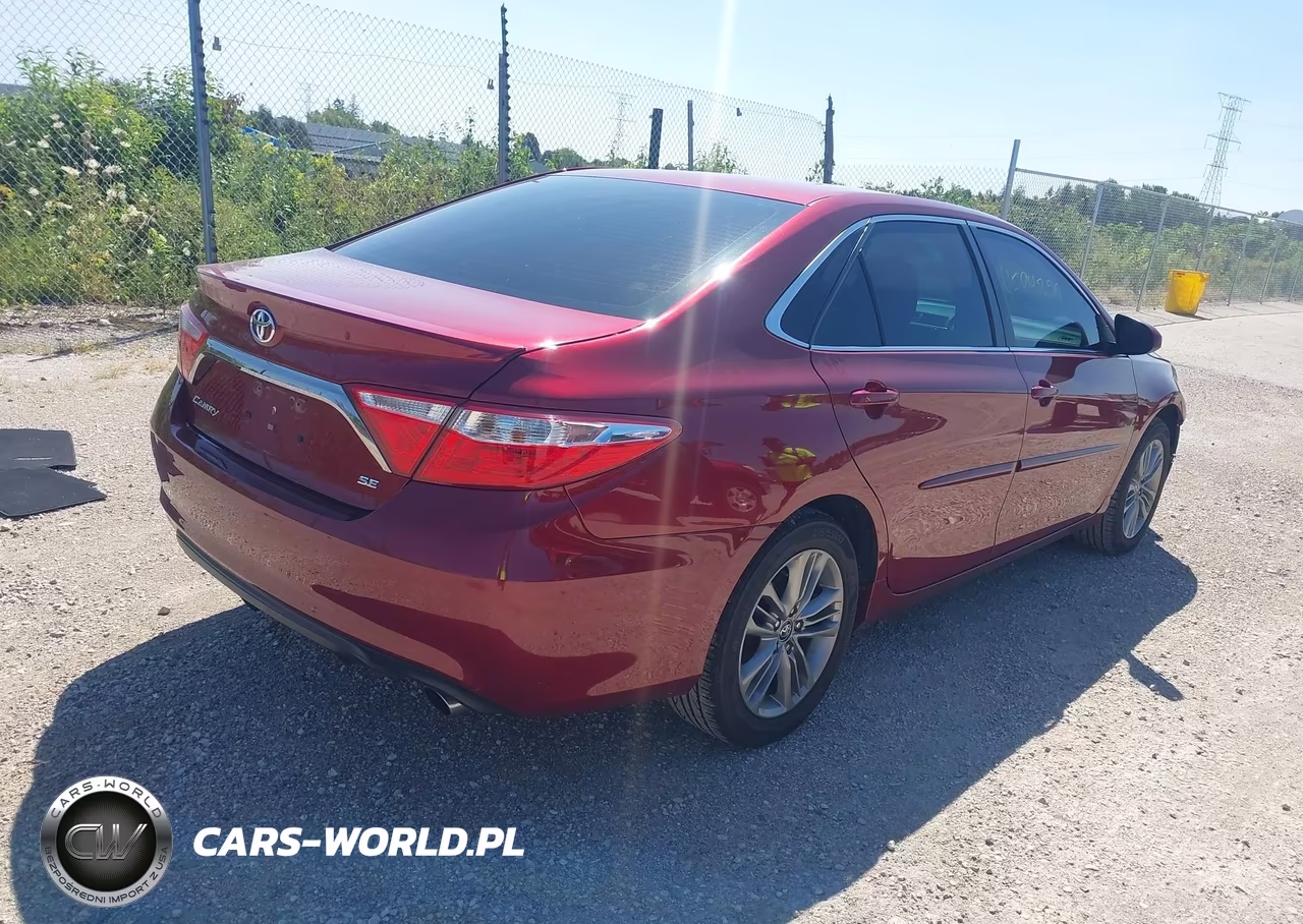 2016 Toyota Camry Se VIN:4T1BF1FK1GU547508 - 4