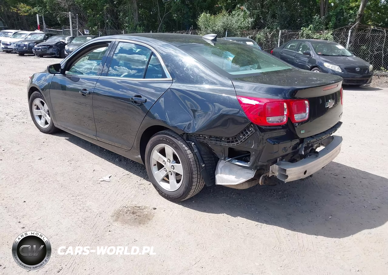 2015 Chevrolet Malibu Ls VIN:1G11B5SL4FF245918 - 3