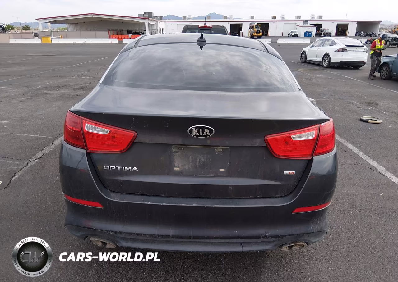2015 Kia Optima Lx VIN:5XXGM4A71FG465979 - 16