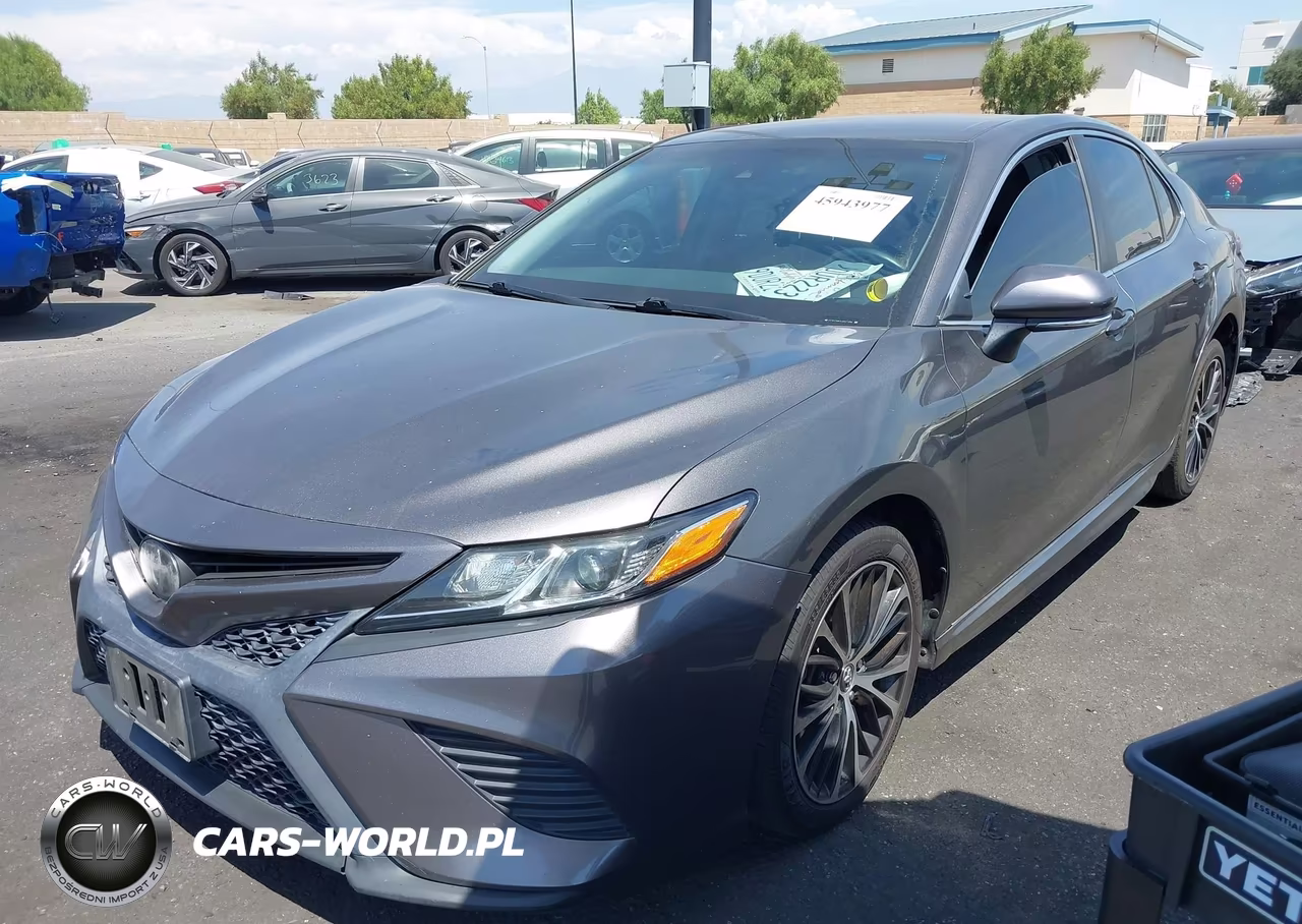 2018 Toyota Camry Se VIN:4T1B11HK4JU077204 - 2