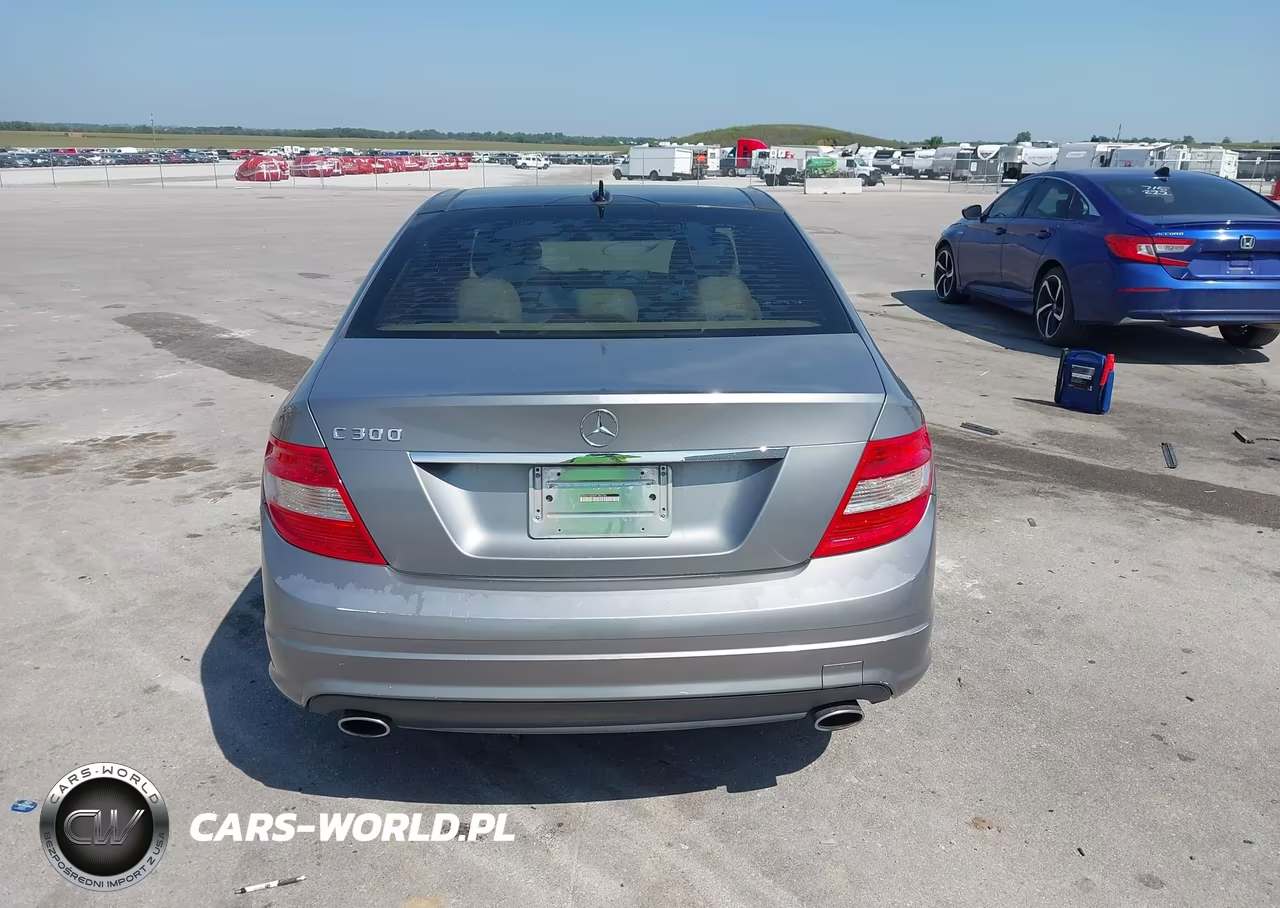 2010 Mercedes-Benz C 300 Luxury-Sport VIN:WDDGF5EB8AF380794 - 17