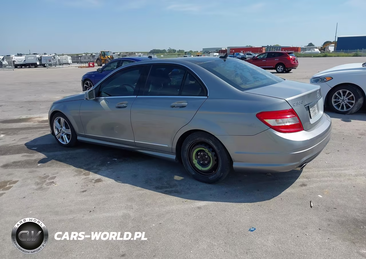 2010 Mercedes-Benz C 300 Luxury-Sport VIN:WDDGF5EB8AF380794 - 3