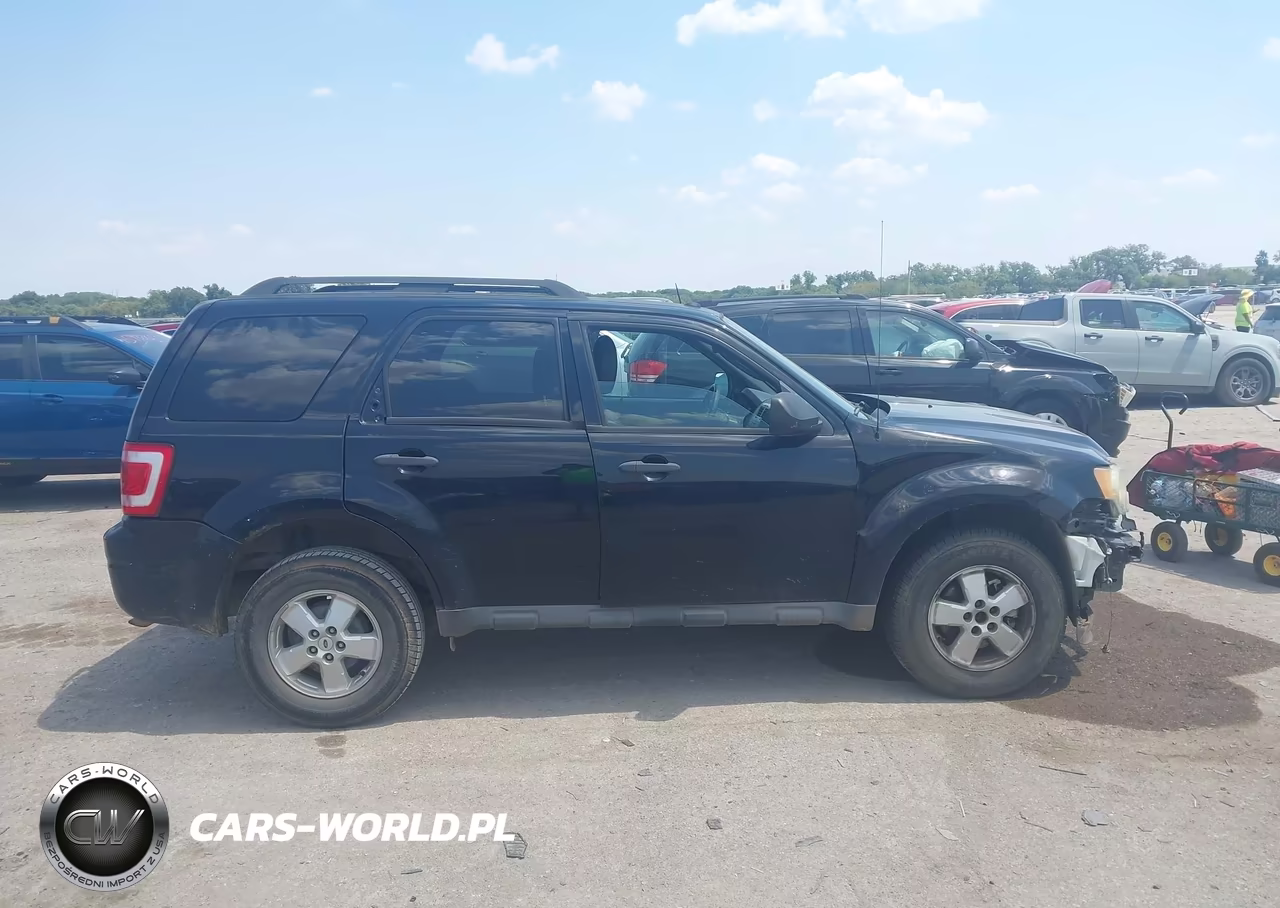 2009 Ford Escape Xlt VIN:1FMCU93G39KA63413 - 12