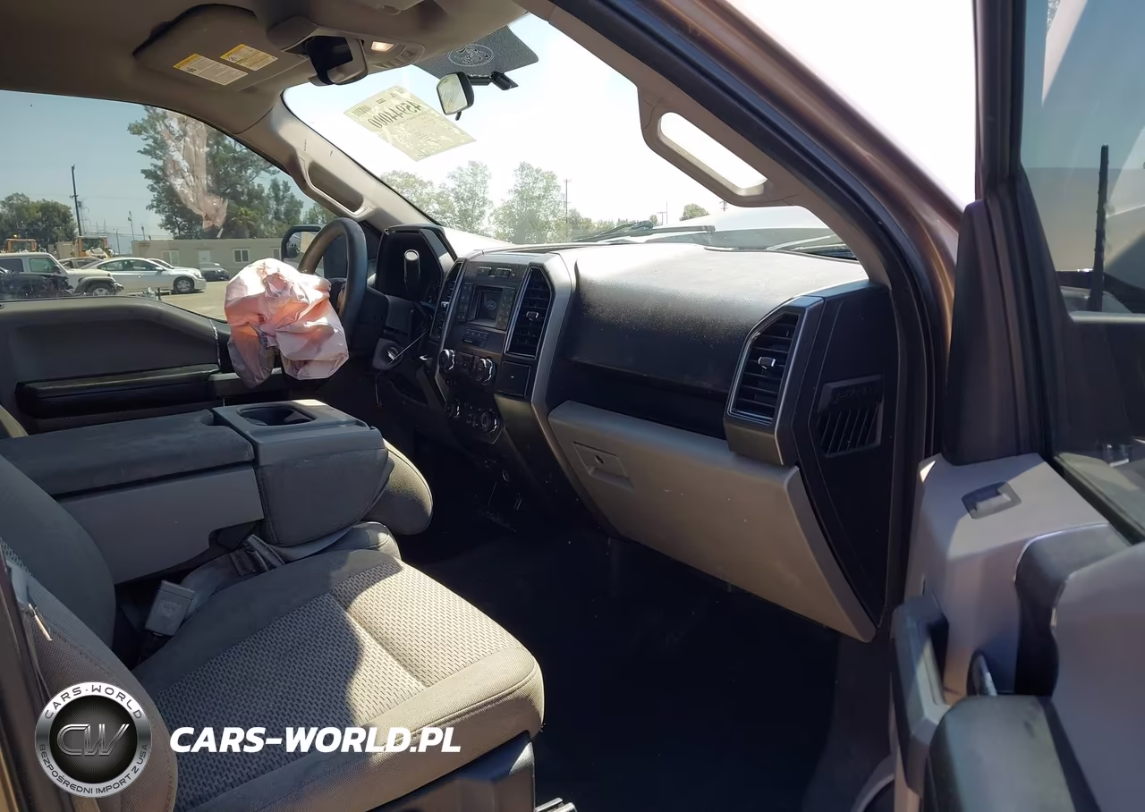 2018 Ford F-150 Xlt VIN:1FTEW1CB8JFB87932 - 5