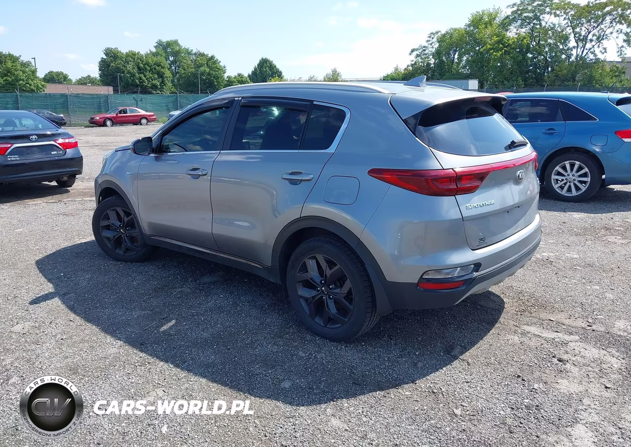 2020 Kia Sportage S VIN:KNDP6CAC2L7682821 - 3