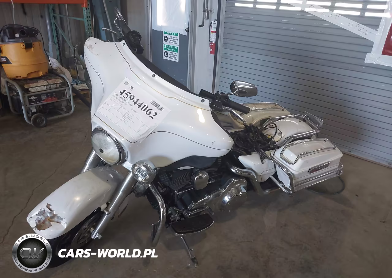 2008 Harley-Davidson Flhtcui VIN:1HD1FC4128Y652282 - 2