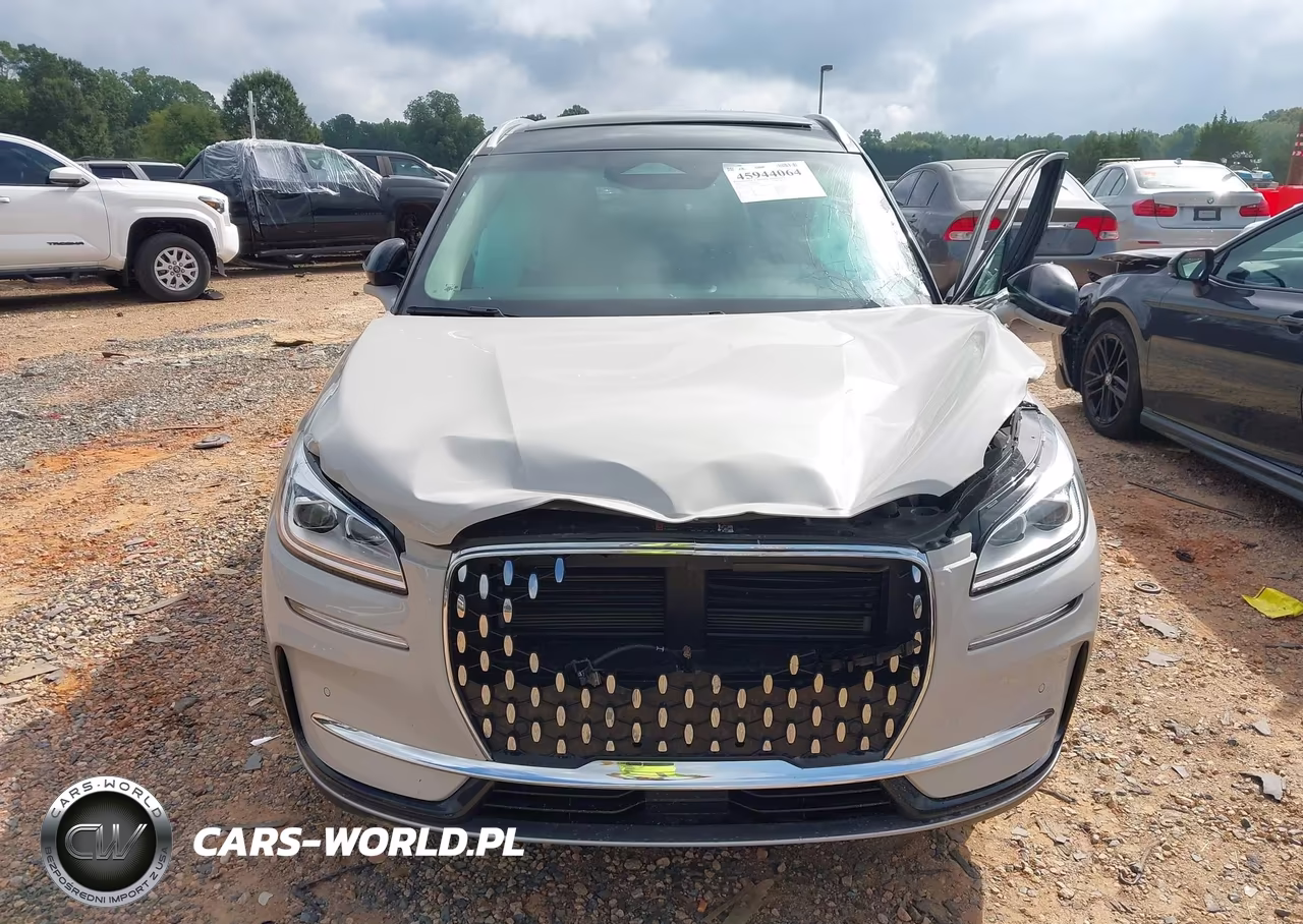2023 Lincoln Corsair Reserve VIN:5LMCJ2DA3PUL04878 - 11