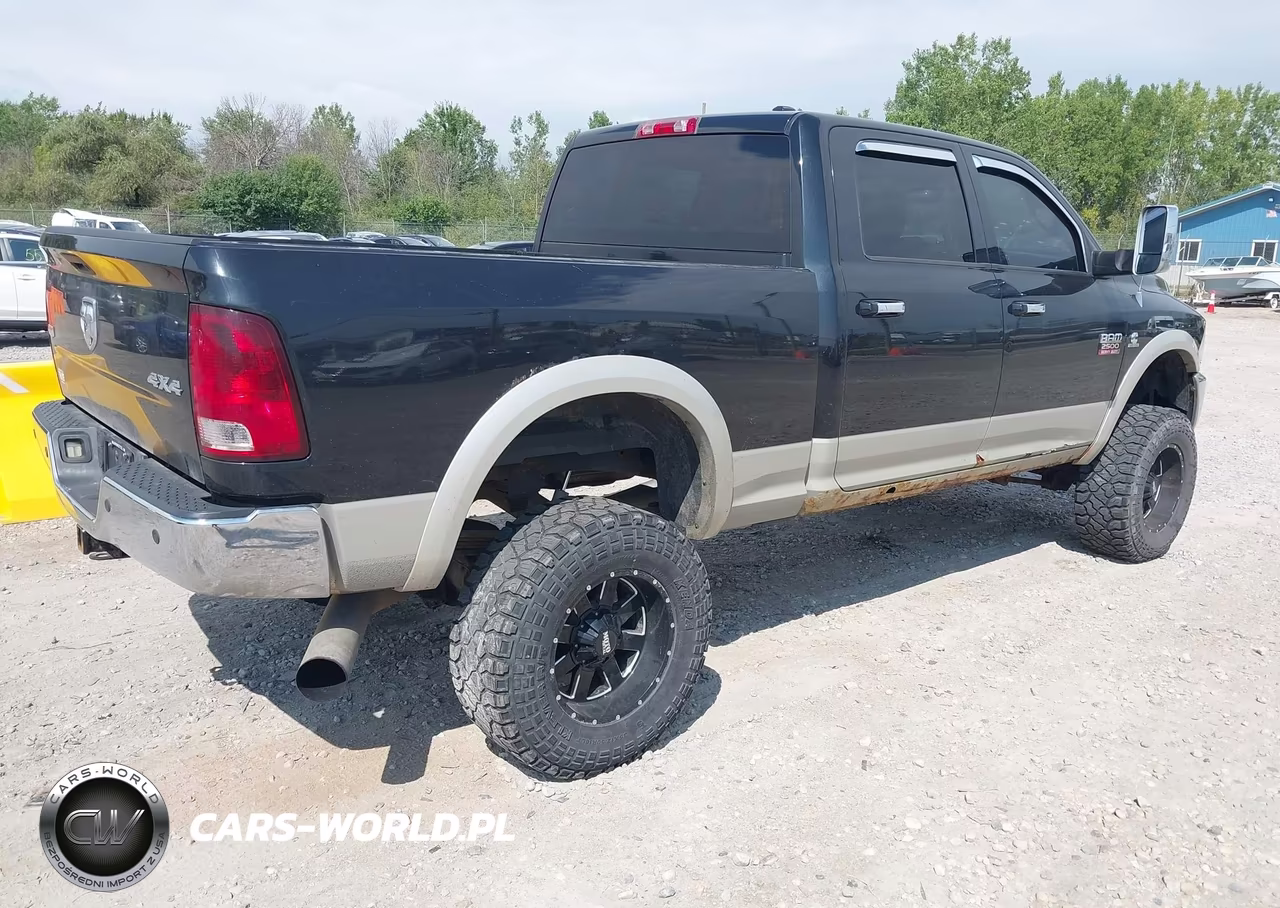 2011 Ram Ram 2500 Laramie VIN:3D7UT2CLXBG591064 - 4