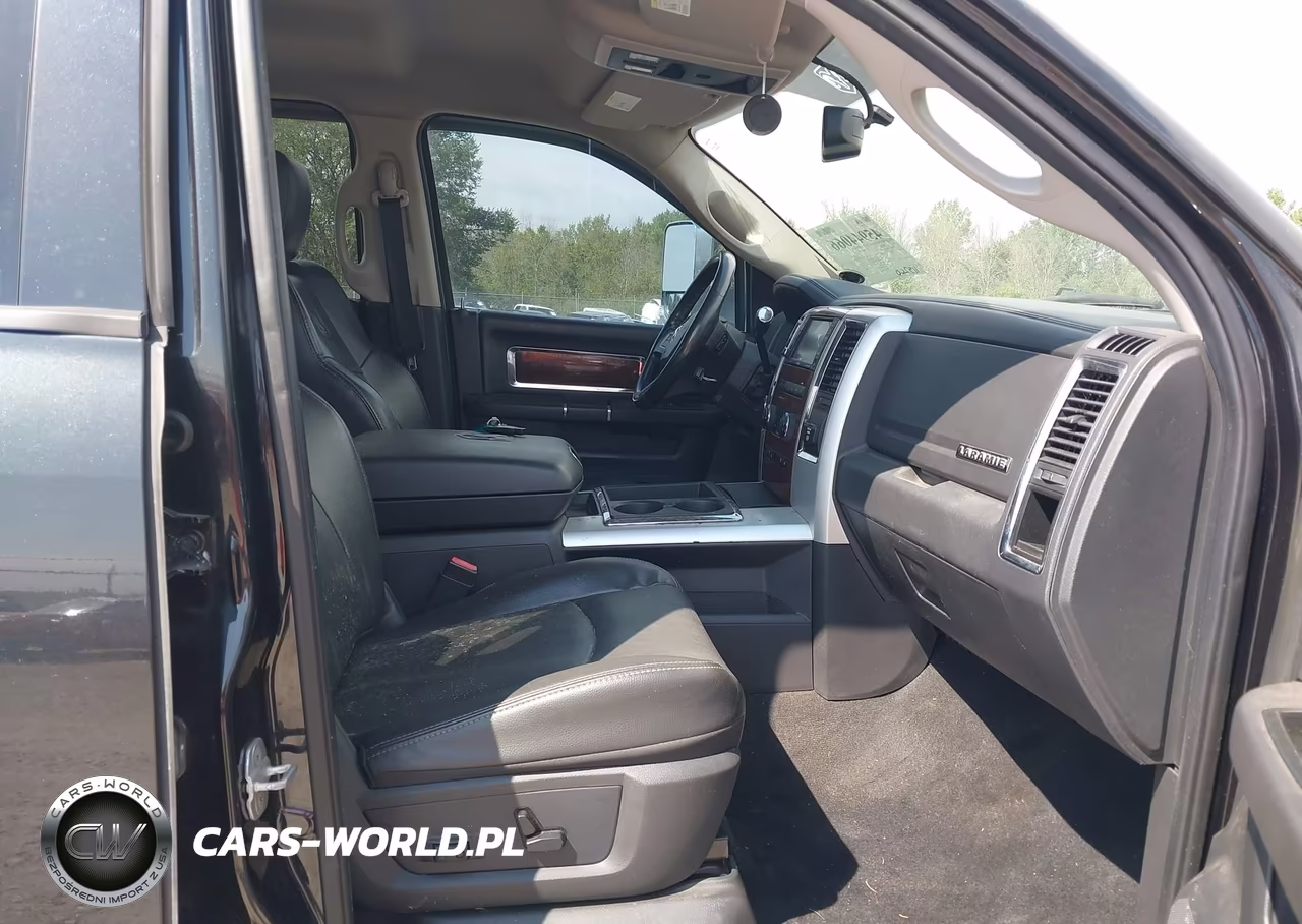 2011 Ram Ram 2500 Laramie VIN:3D7UT2CLXBG591064 - 5