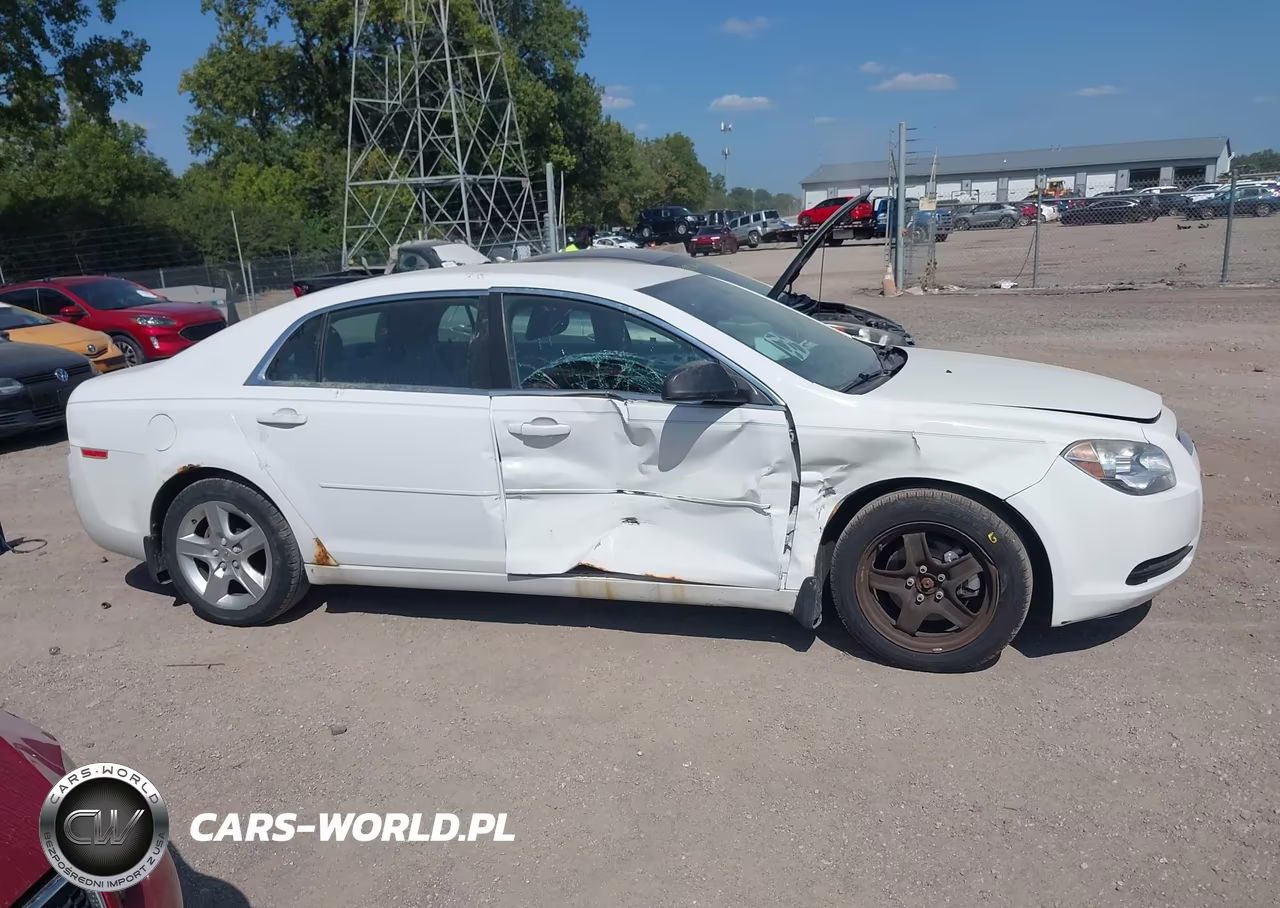2011 Chevrolet Malibu Ls VIN:1G1ZB5E1XBF256333 - 13