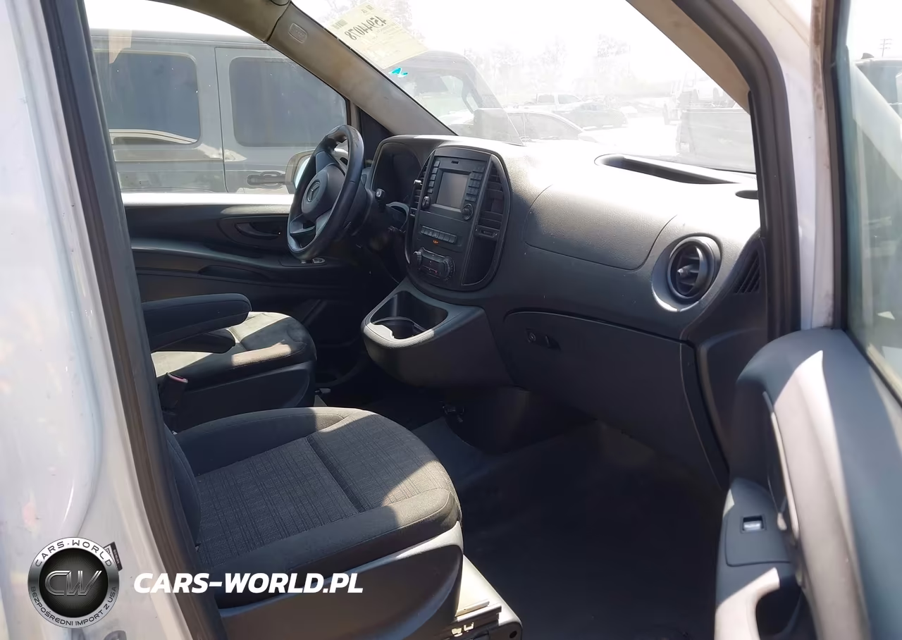 2018 Mercedes-Benz Metris VIN:WD3PG2EA3J3414049 - 5