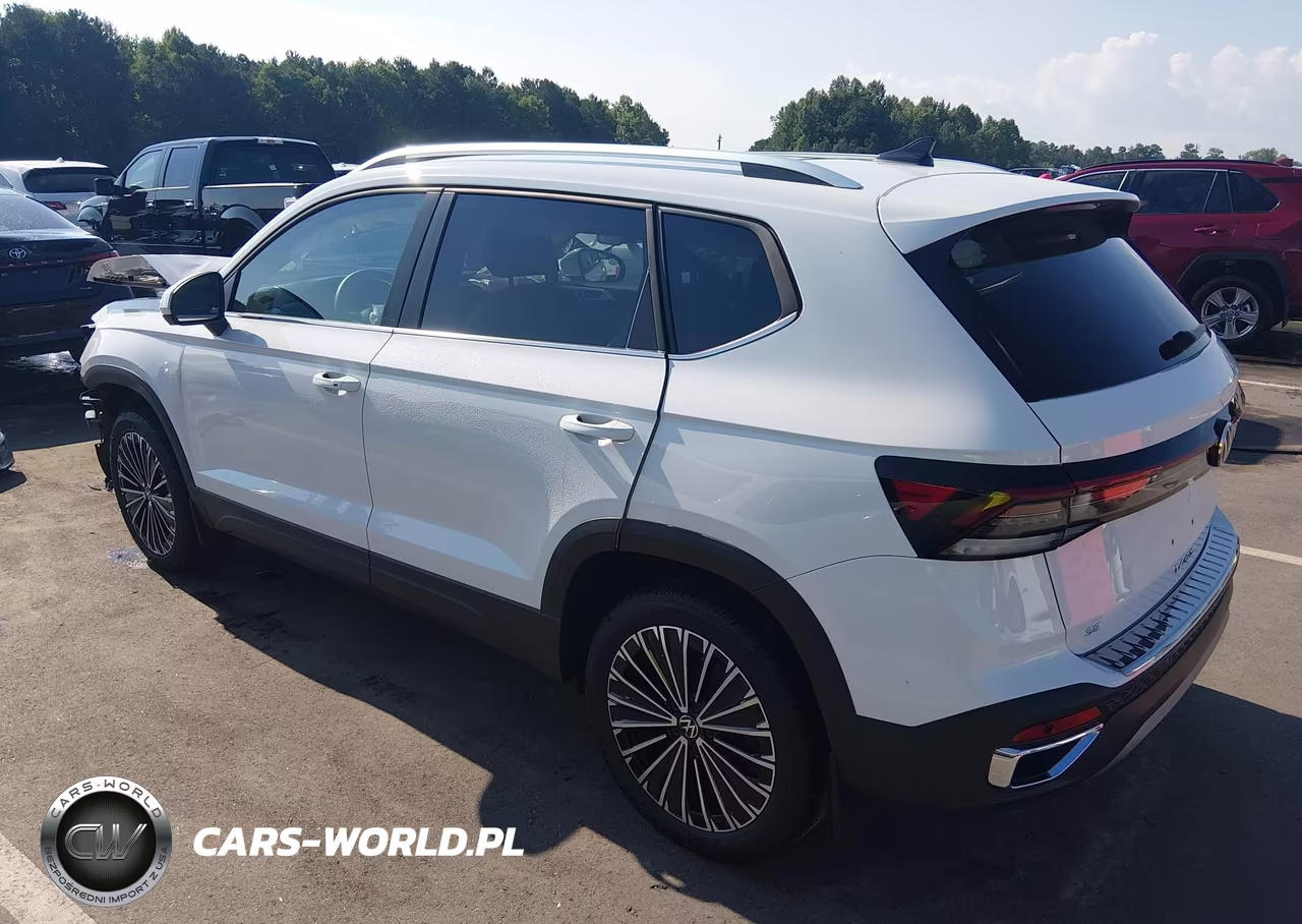 2026 Volkswagen Taos Se VIN:3VVEC7B2XTM050010 - 3