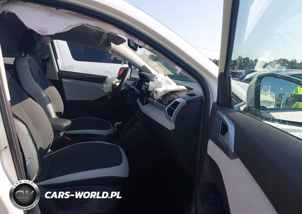 2026 Volkswagen Taos Se VIN:3VVEC7B2XTM050010 - 5