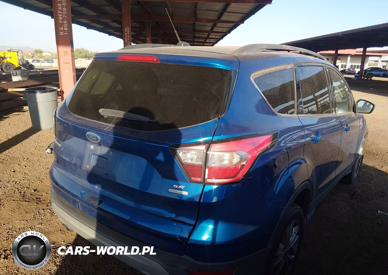 2018 Ford Escape Se VIN:1FMCU0GDXJUA42403 - 4