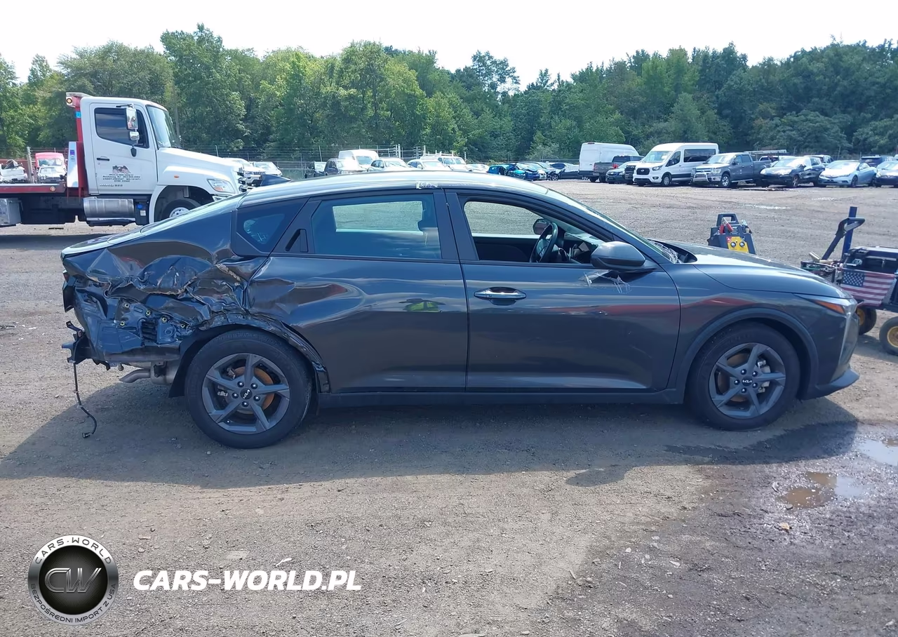 2026 Kia K4 Lxs VIN:3KPFT4DE0TE302155 - 13
