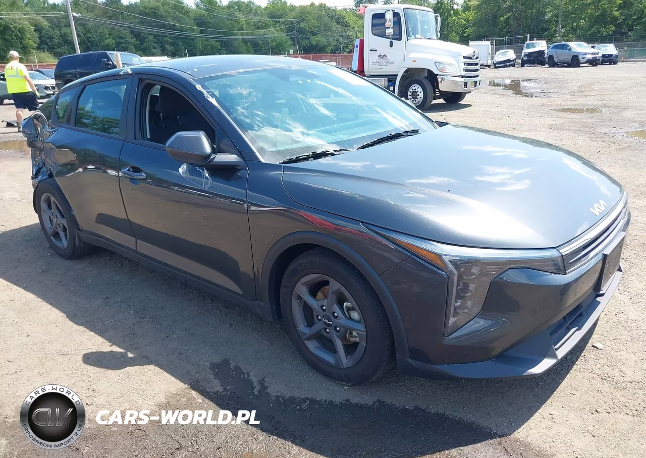 2026 Kia K4 Lxs VIN:3KPFT4DE0TE302155 - 17