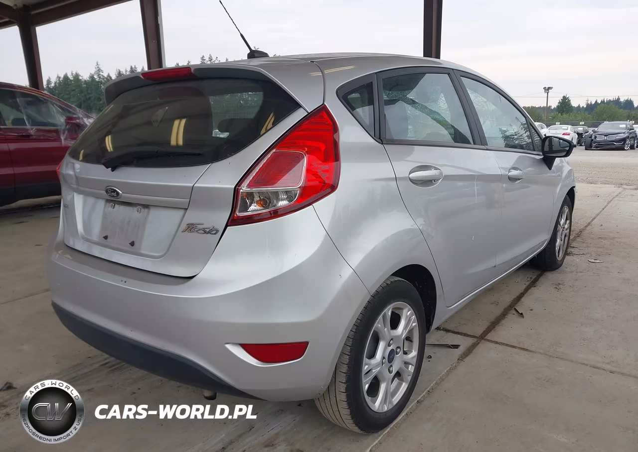 2016 Ford Fiesta Se VIN:3FADP4EJ9GM127378 - 4