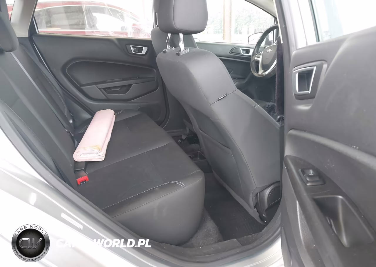 2016 Ford Fiesta Se VIN:3FADP4EJ9GM127378 - 8