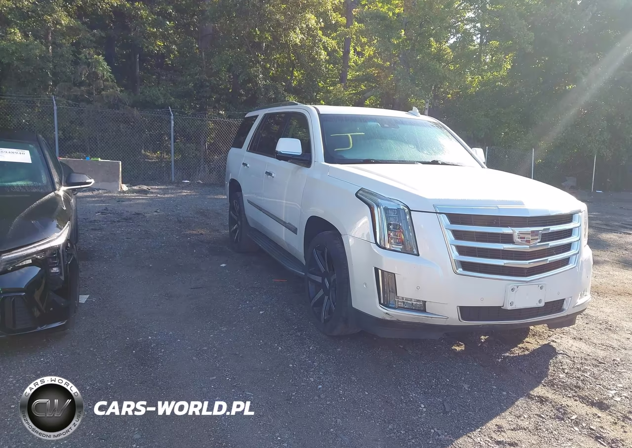 2018 Cadillac Escalade Luxury