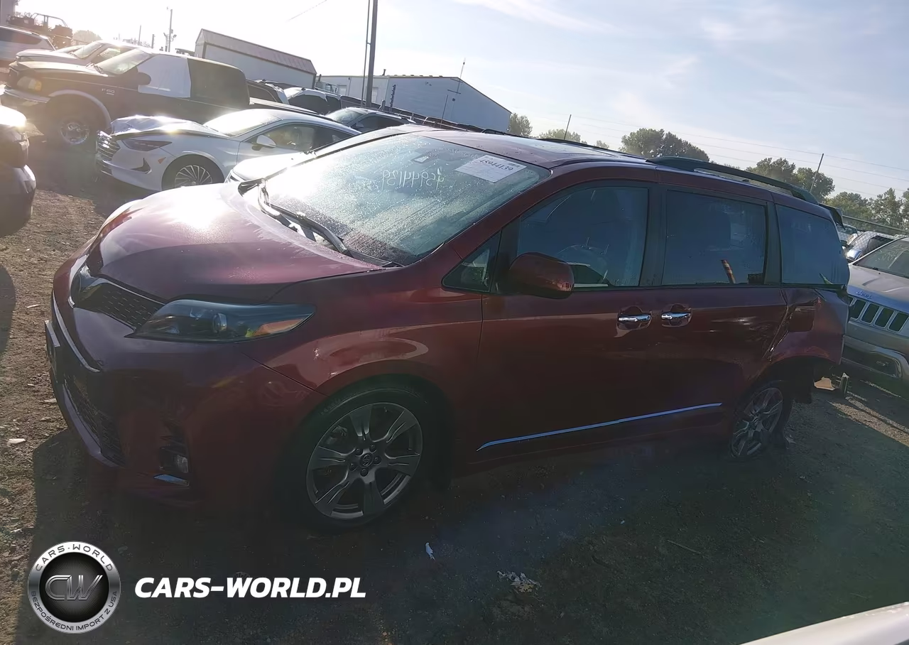 2018 Toyota Sienna Se 8 Passenger VIN:5TDXZ3DC3JS912629 - 15