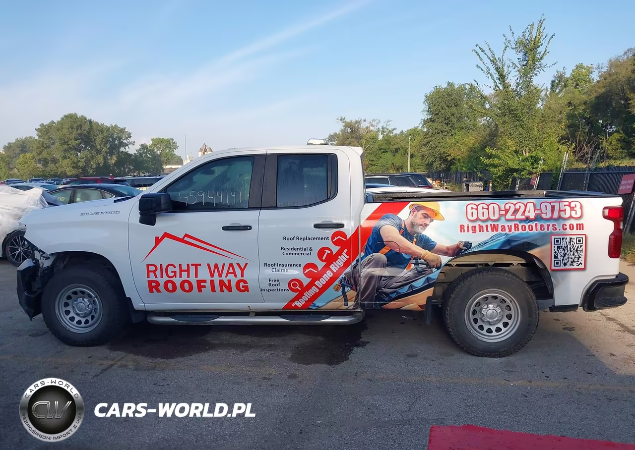 2021 Chevrolet Silverado K1500 VIN:1GCRYAEH6MZ113599 - 15