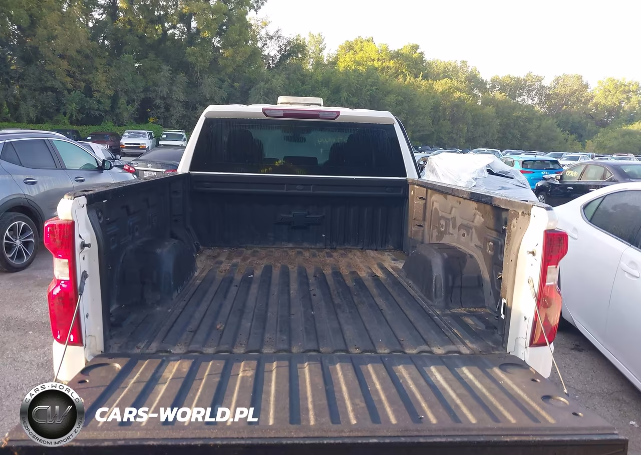 2021 Chevrolet Silverado K1500 VIN:1GCRYAEH6MZ113599 - 18