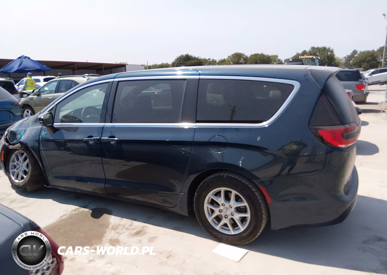 2025 Chrysler Pacifica Select VIN:2C4RC1BG0SR512946 - 14
