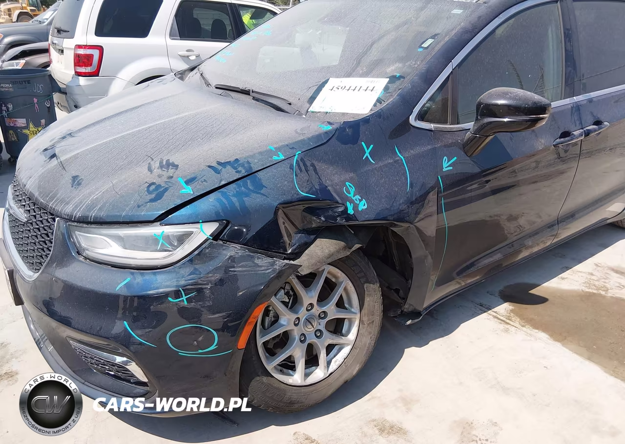 2025 Chrysler Pacifica Select VIN:2C4RC1BG0SR512946 - 6
