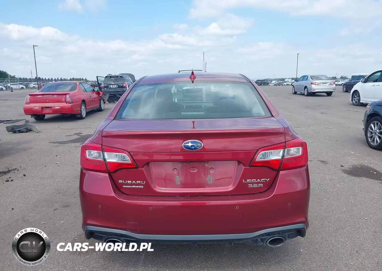 2018 Subaru Legacy 3.6R Limited VIN:4S3BNEN6XJ3030059 - 17
