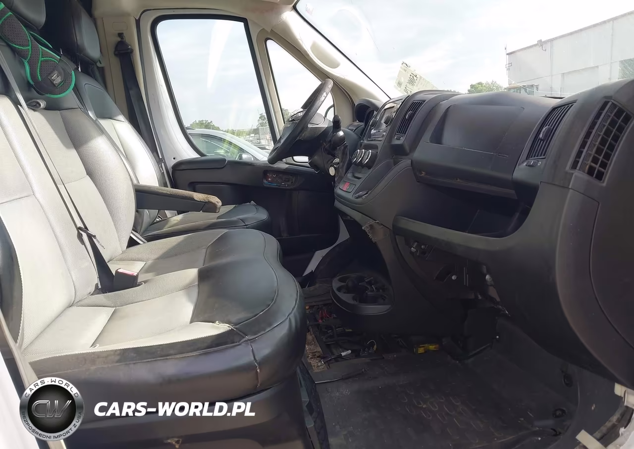 2018 Ram Promaster 2500 High Roof 136 Wb VIN:3C6TRVCG1JE128613 - 5