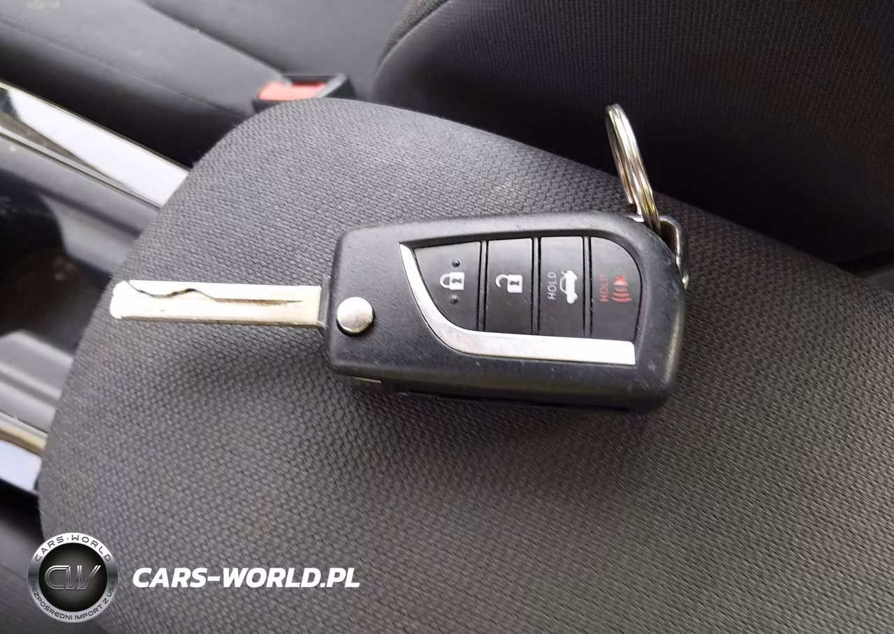 2021 Toyota Corolla Le VIN:5YFEPMAE8MP241125 - 11