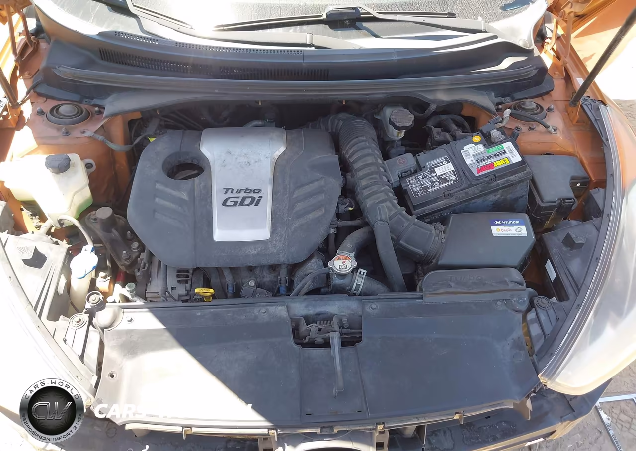 2016 Hyundai Veloster Turbo VIN:KMHTC6AE3GU287432 - 10