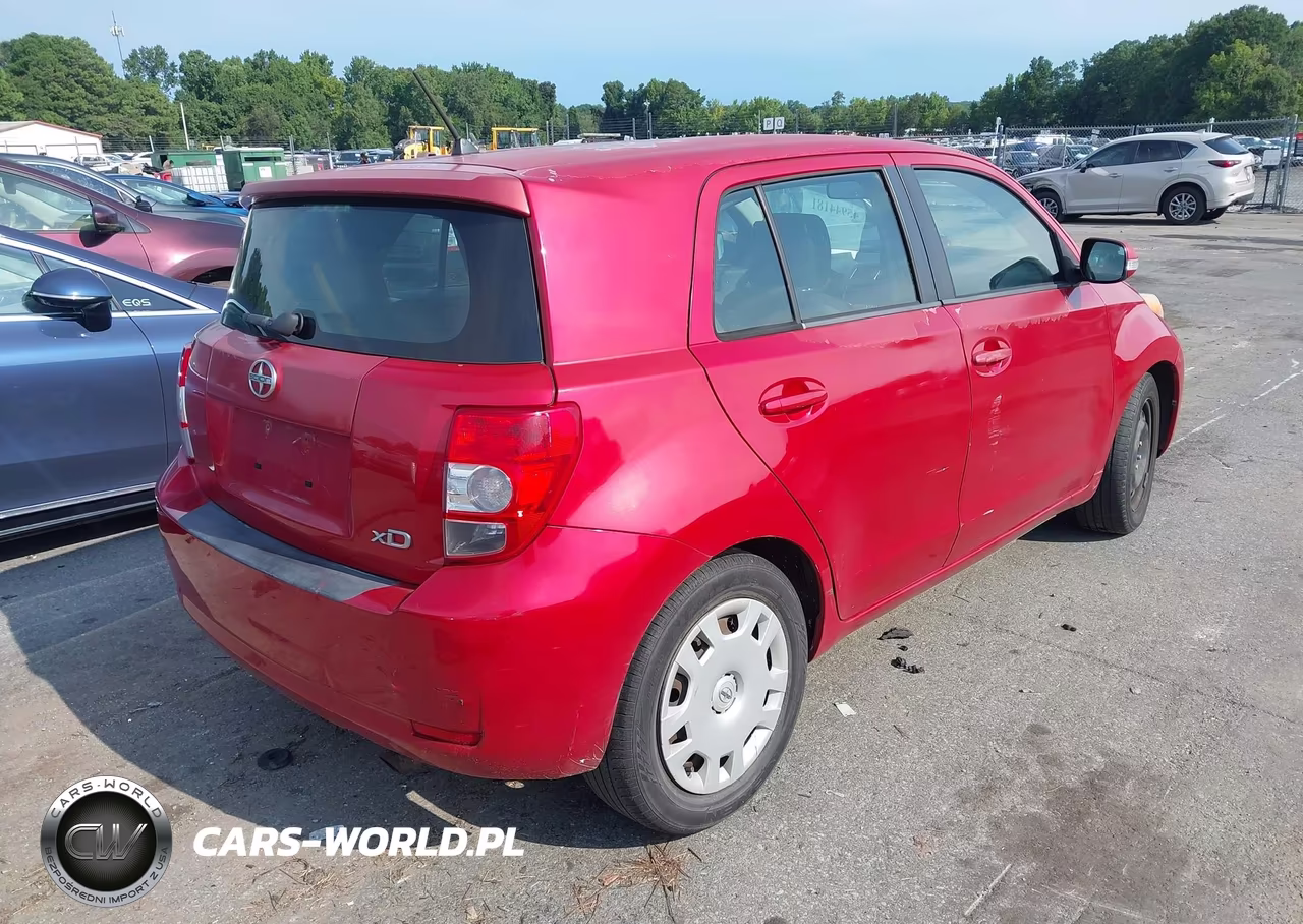 2008 Toyota Scion Xd VIN:JTKKU104X8J017618 - 4