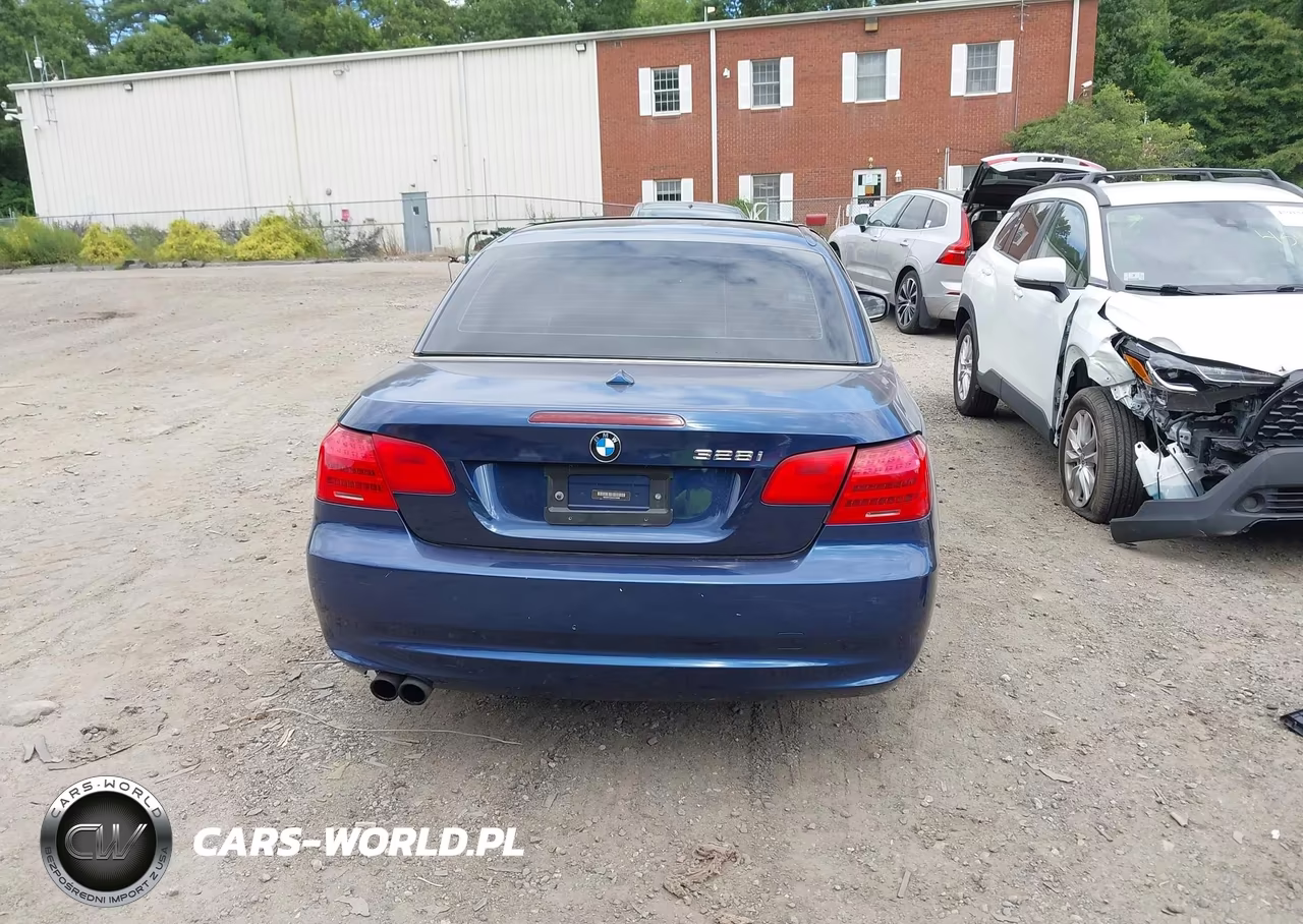 2012 BMW 328I VIN:WBADW7C54CE729395 - 16