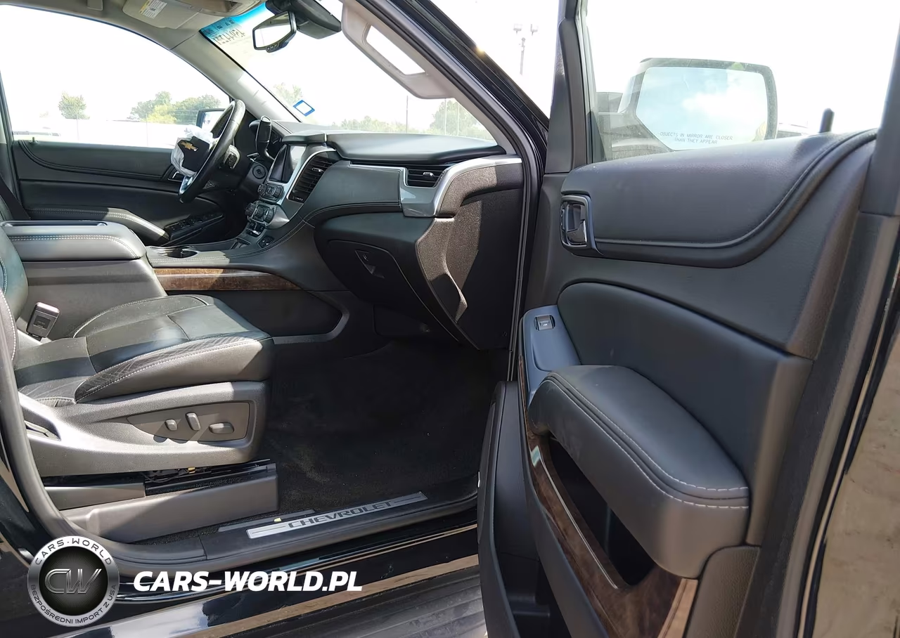 2017 Chevrolet Tahoe Lt VIN:1GNSKBKC6HR157763 - 5
