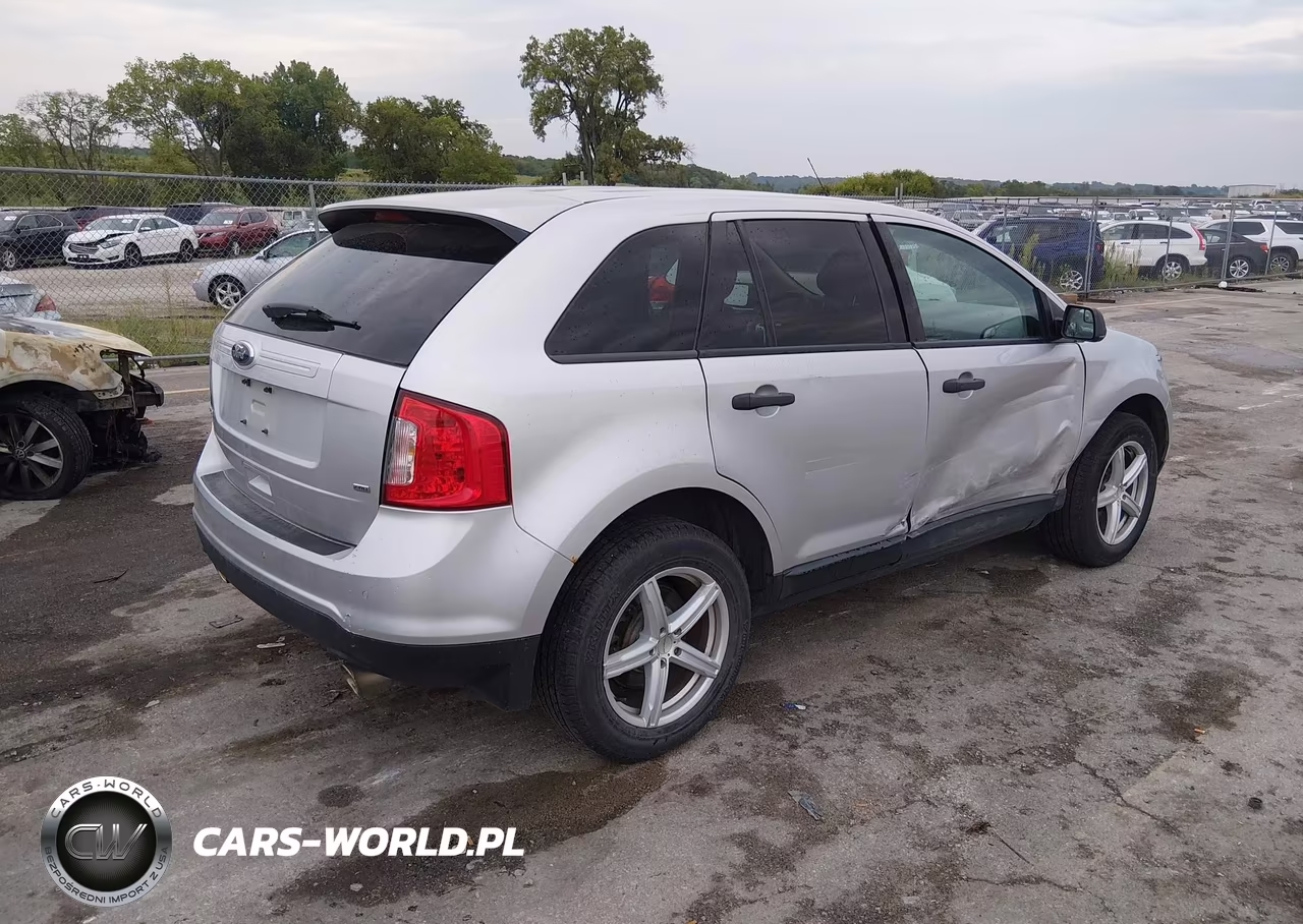 2014 Ford Edge Se VIN:2FMDK4GC5EBA20183 - 4