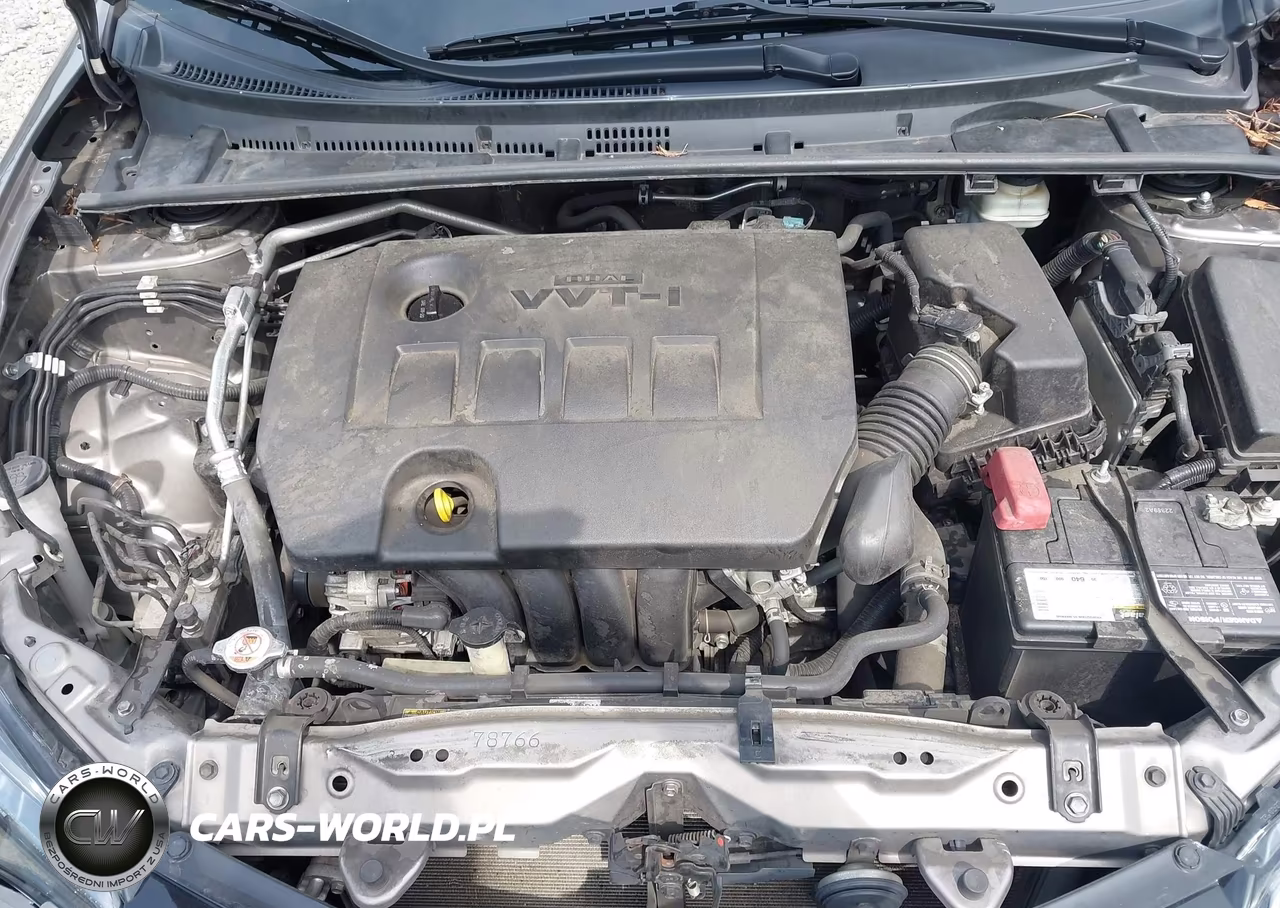2018 Toyota Corolla Le VIN:2T1BURHE0JC050583 - 10
