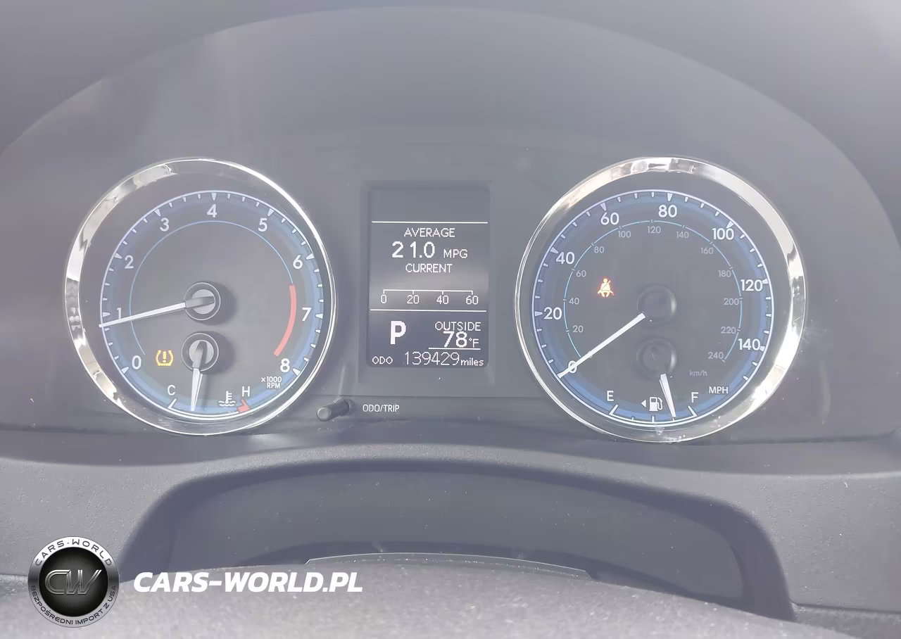 2018 Toyota Corolla Le VIN:2T1BURHE0JC050583 - 7