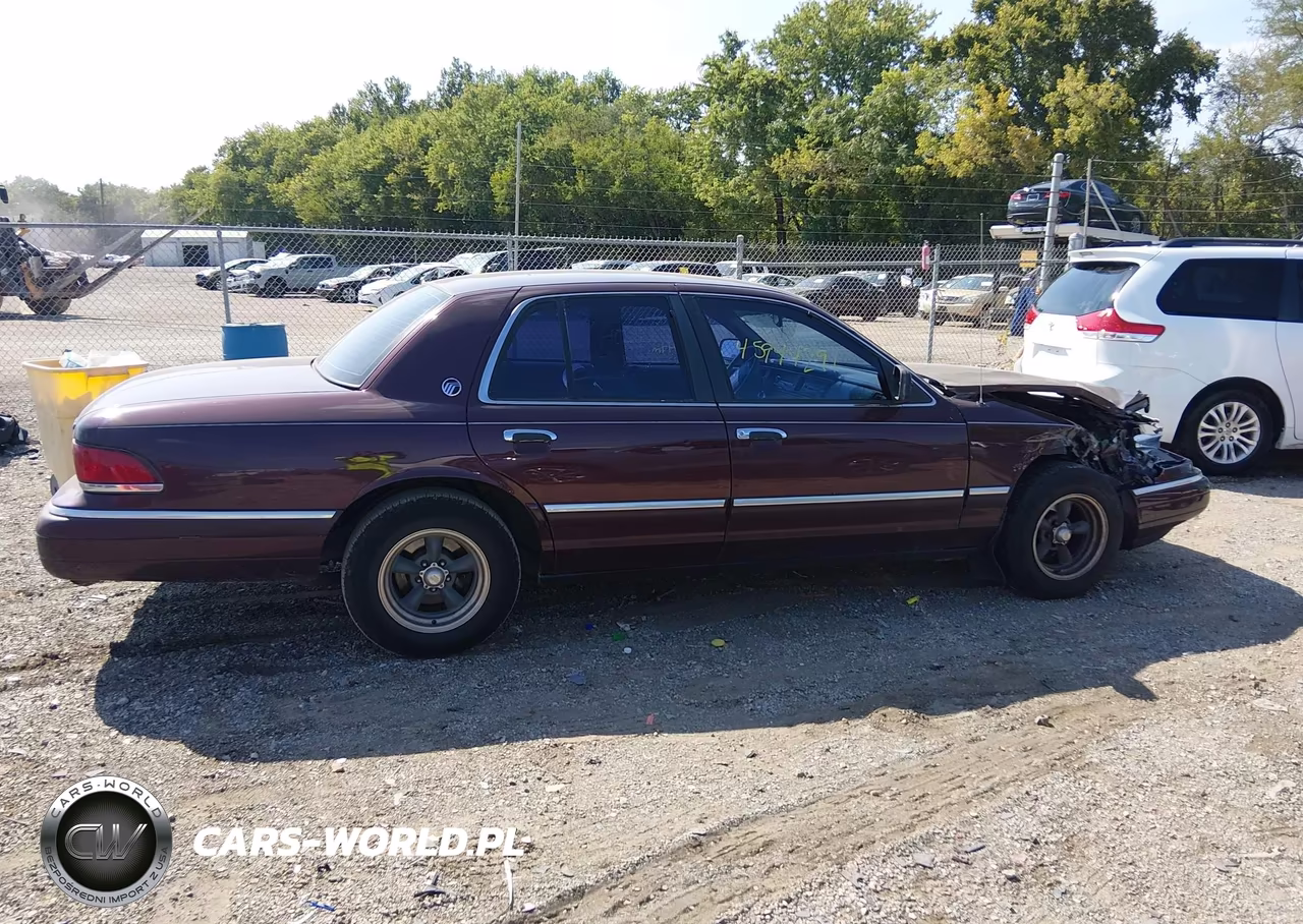 1994 Mercury Grand Marquis Gs VIN:2MELM74W2RX640541 - 13