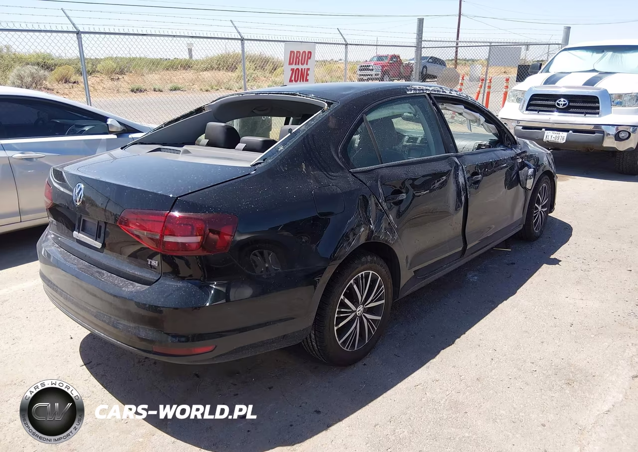 2018 Volkswagen Jetta 1.4T Se-1.4T Wolfsburg Edition VIN:3VWDB7AJ8JM257821 - 4