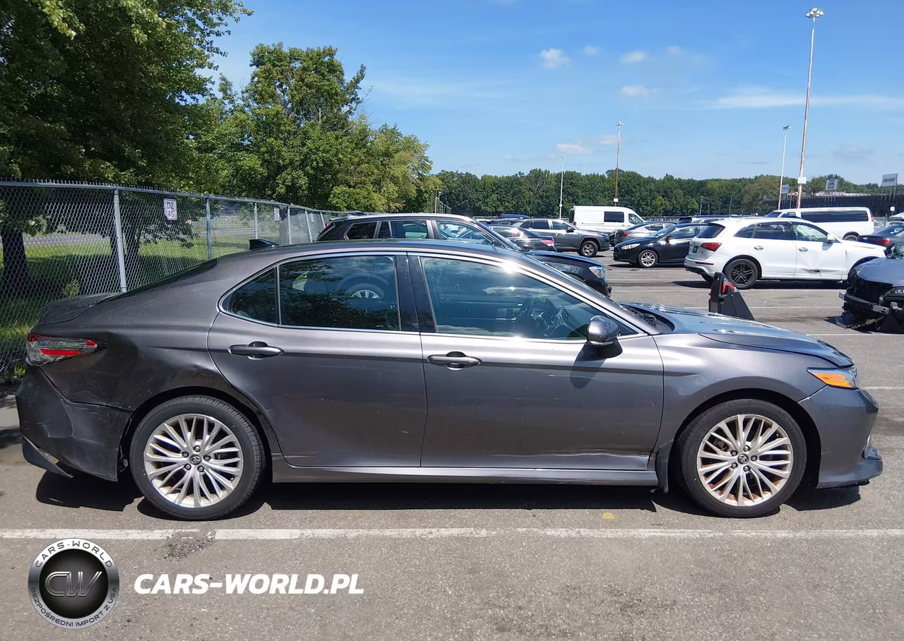 2019 Toyota Camry Xle VIN:4T1B11HK4KU697830 - 13