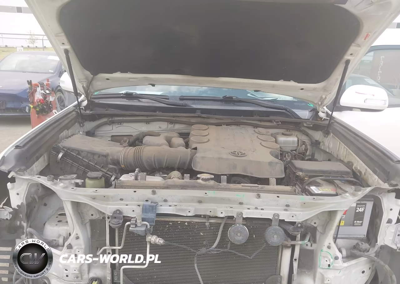 2010 Toyota 4Runner Limited V6 VIN:JTEZU5JR5A5002347 - 10