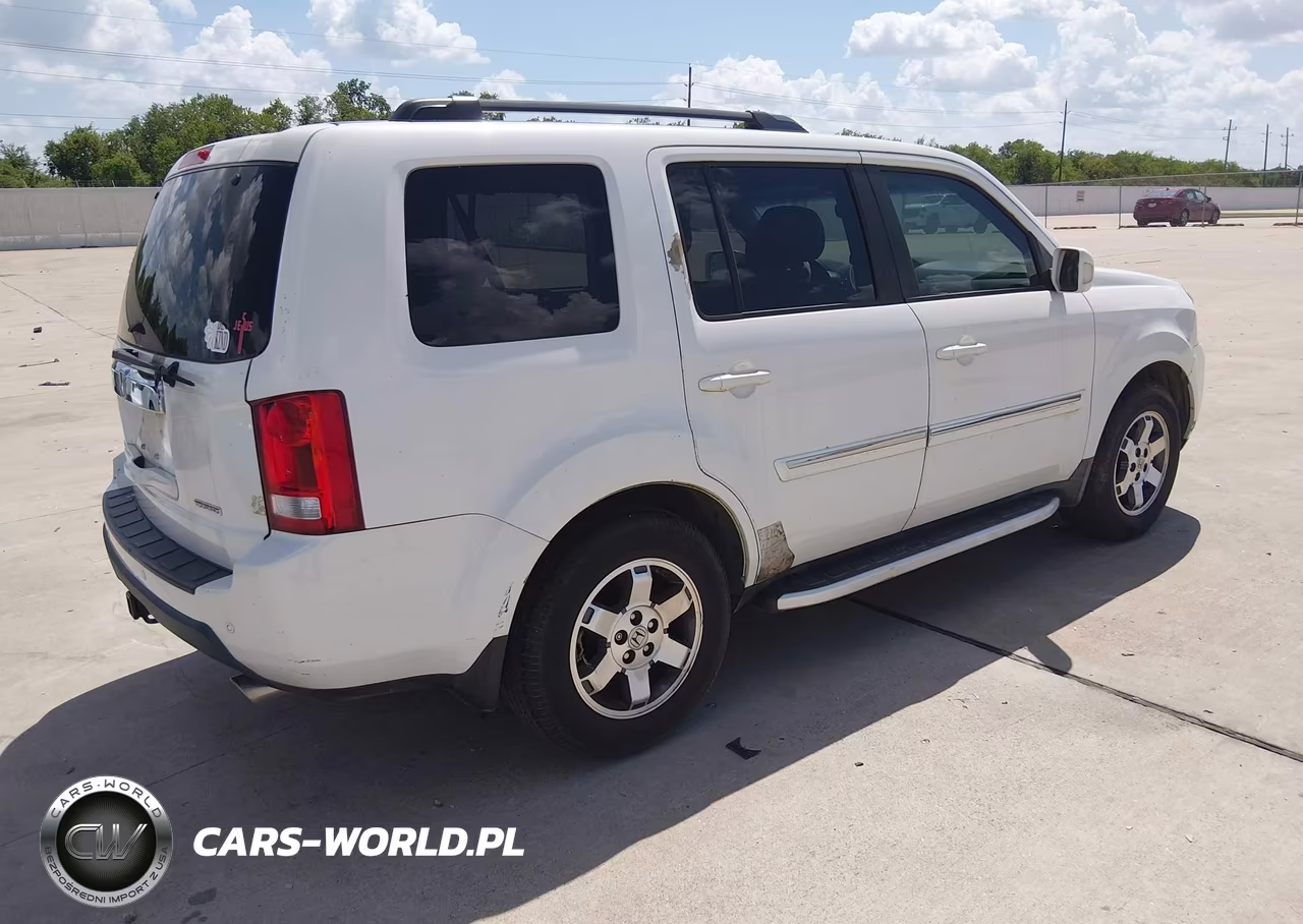 2011 Honda Pilot Touring VIN:5FNYF3H9XBB016118 - 4