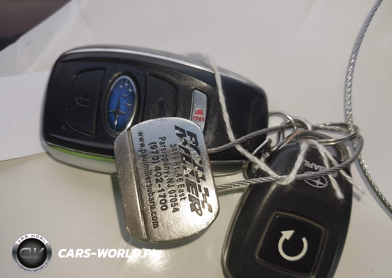 2017 Subaru Outback 2.5I Touring VIN:4S4BSATC9H3356998 - 11
